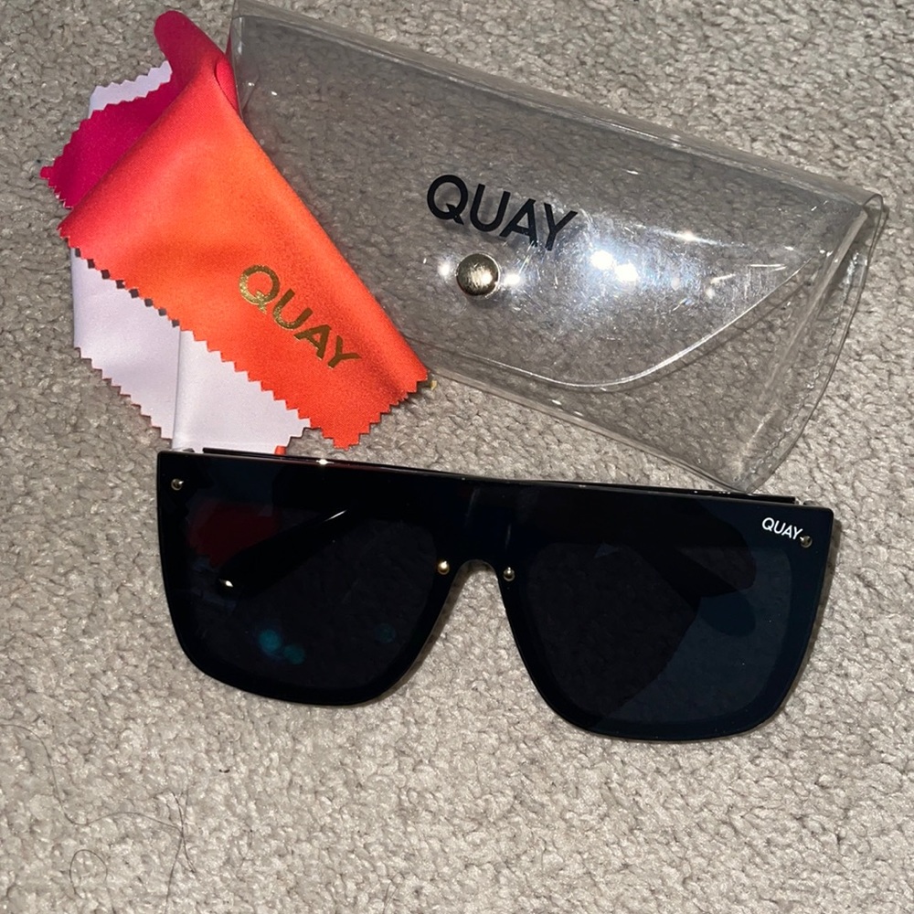 Quay oversized sunglasses in jaded